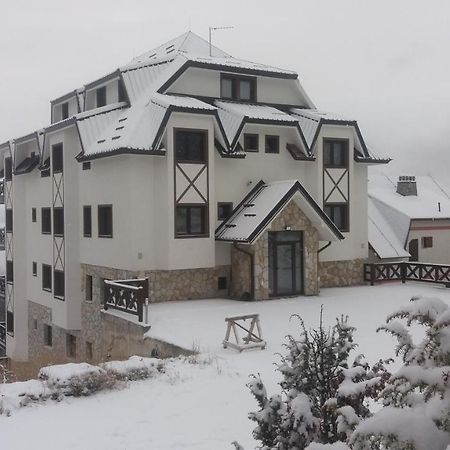 Goma Kop Apartmani コパオニク エクステリア 写真